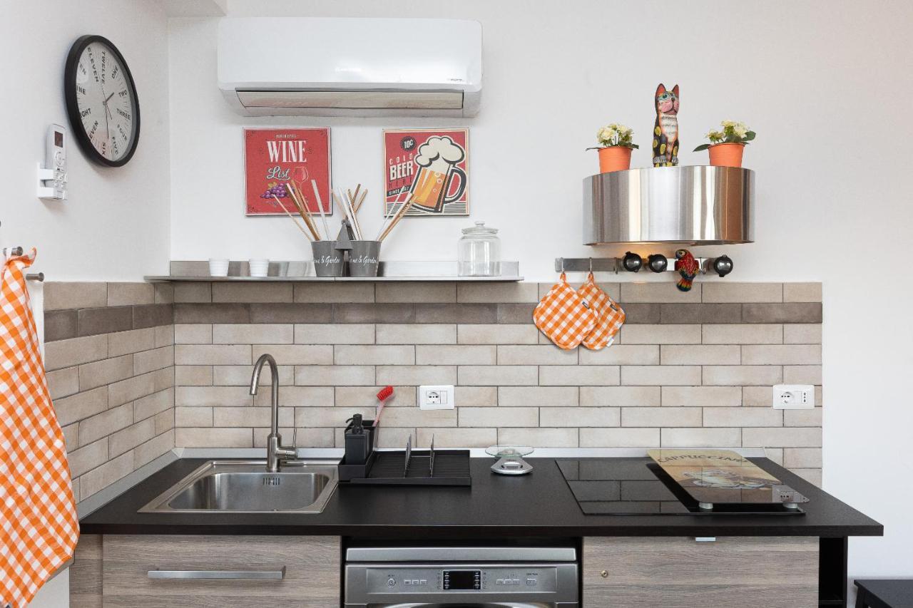 Cozy House By In Apartment