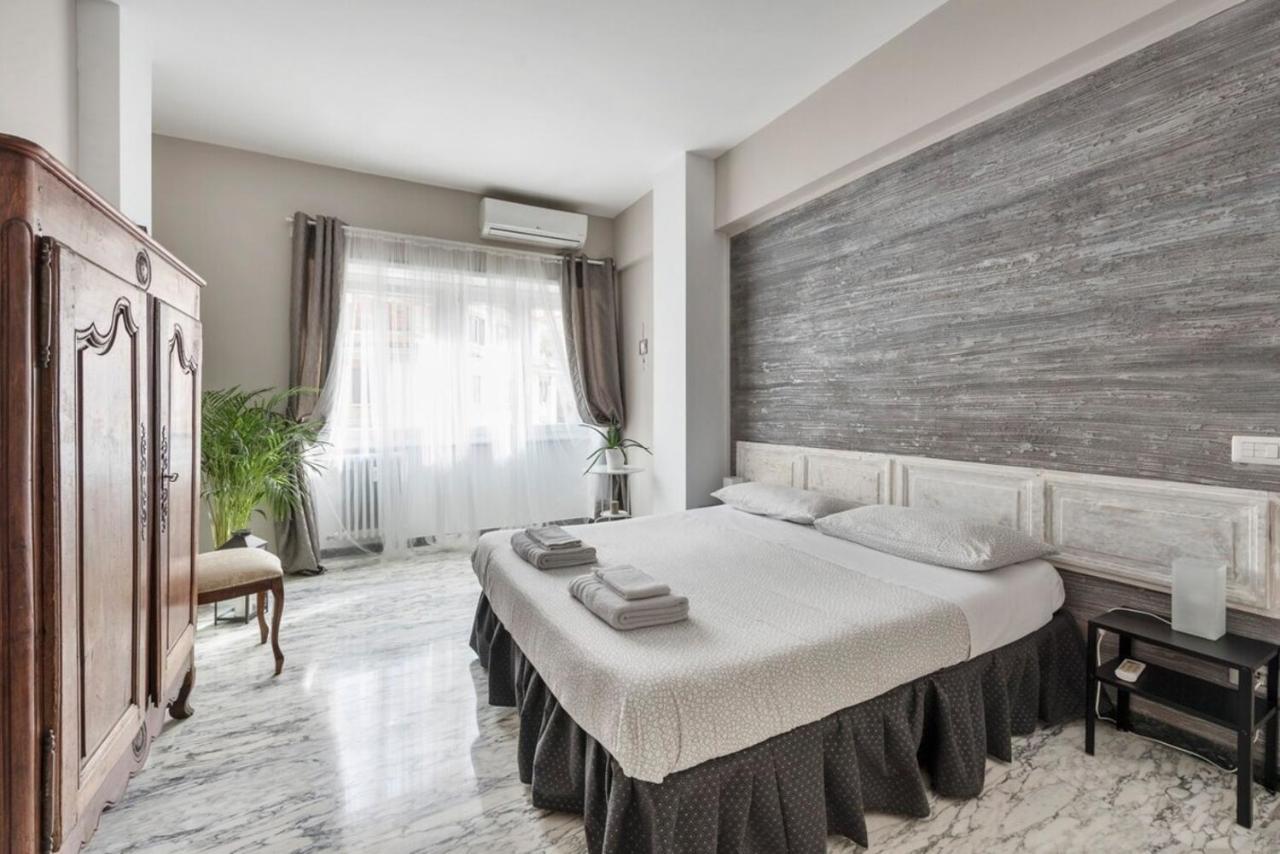 Regina Luxury Flat * Roma