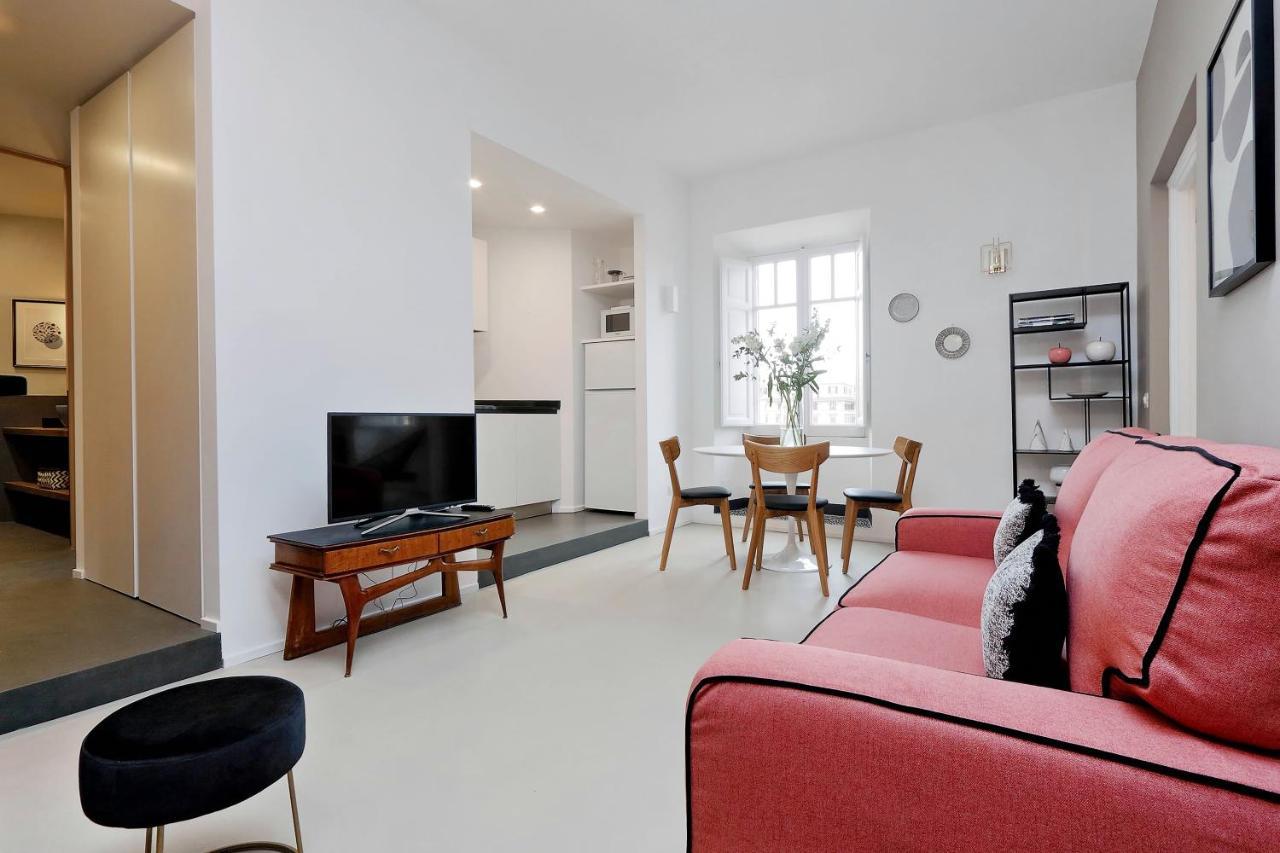 Ych-bright Penthouse Near Colosseum * Rome