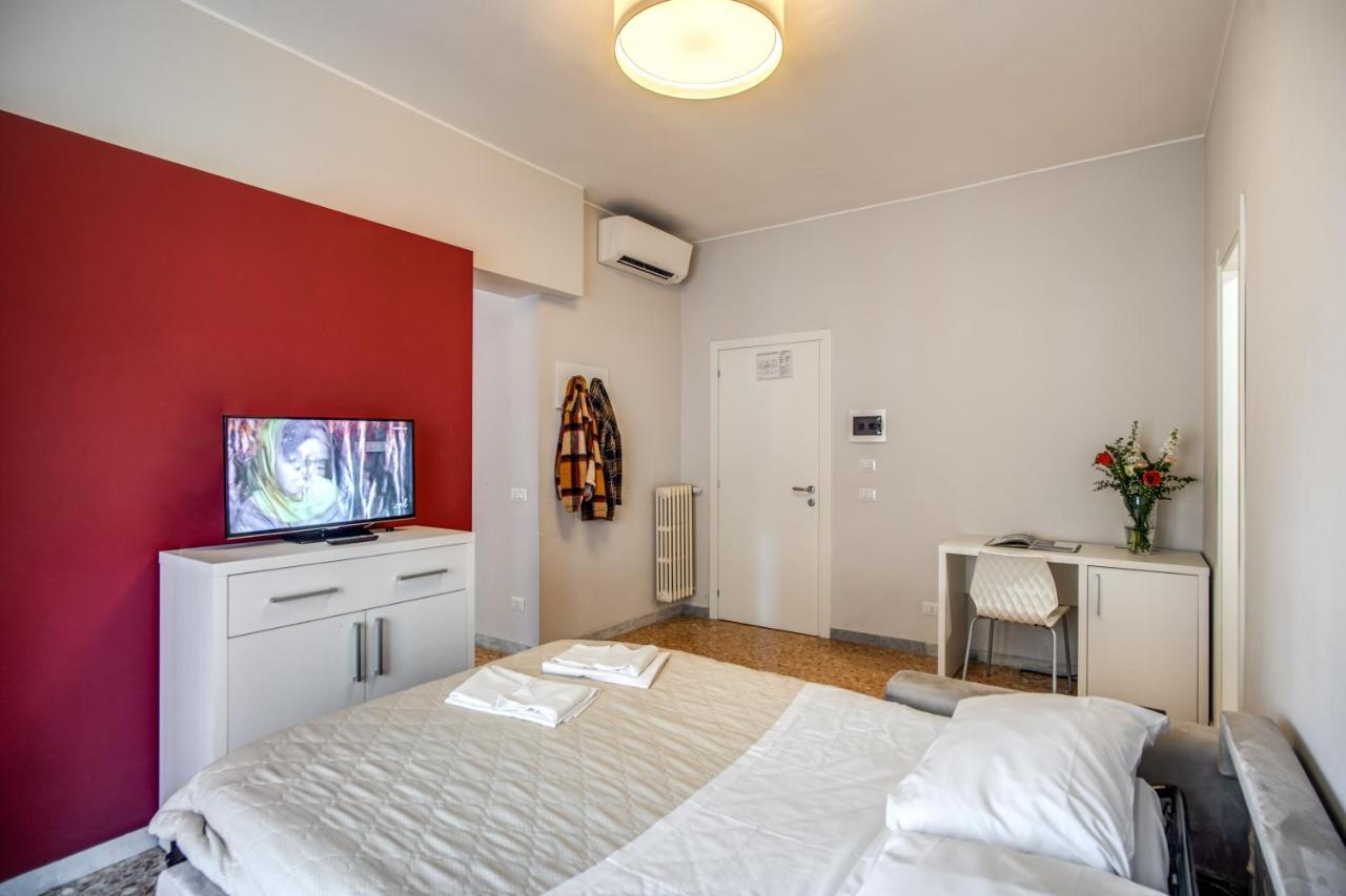 Casa Per Ferie Ravasco San Pietro Affittacamere Roma