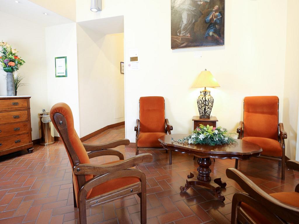 Casa Di Santa Francesca Romana A Ponte Rotto Guest house