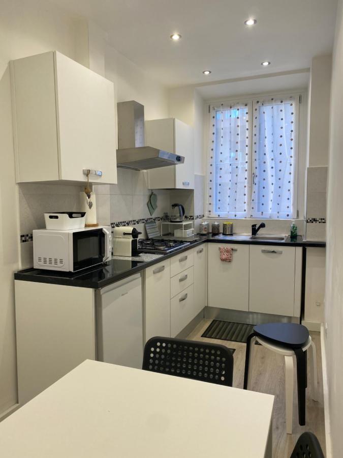 Close To The Coloseum, 2 Minutes Walk From Metro A Apartment Rome