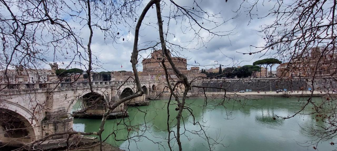 Pantofola Del Papa Luxury At Vatican * Rome