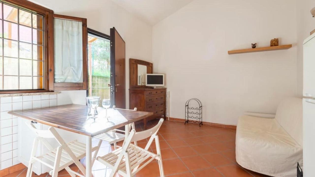 Independent House With Private Patio In * Rome