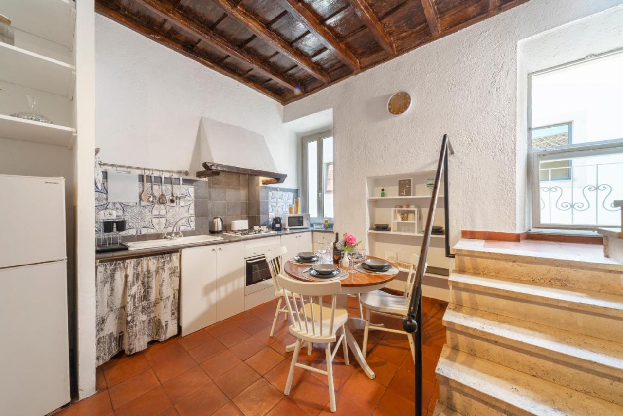 Cozy & Charme In Apartamento Roma