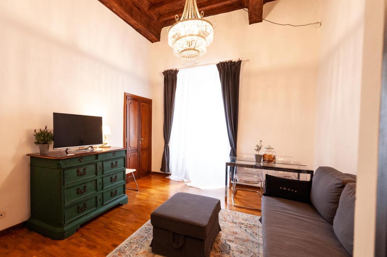 S Bramante Apartment *