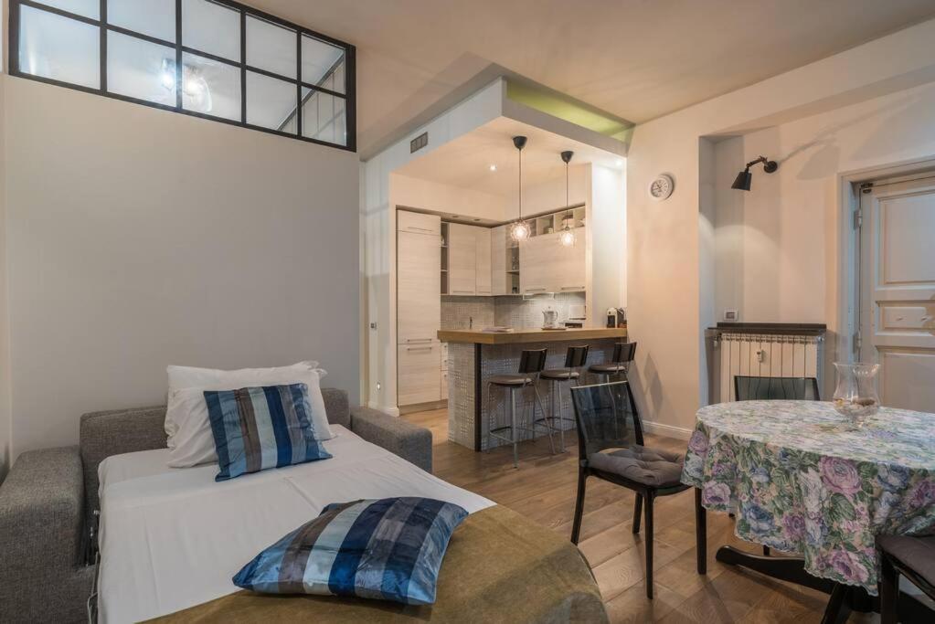 Apartamento La Luna Nel Pozzo A Roma