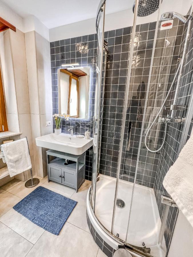 Casa 3 Santi, Your Contemporary In Appartement *
