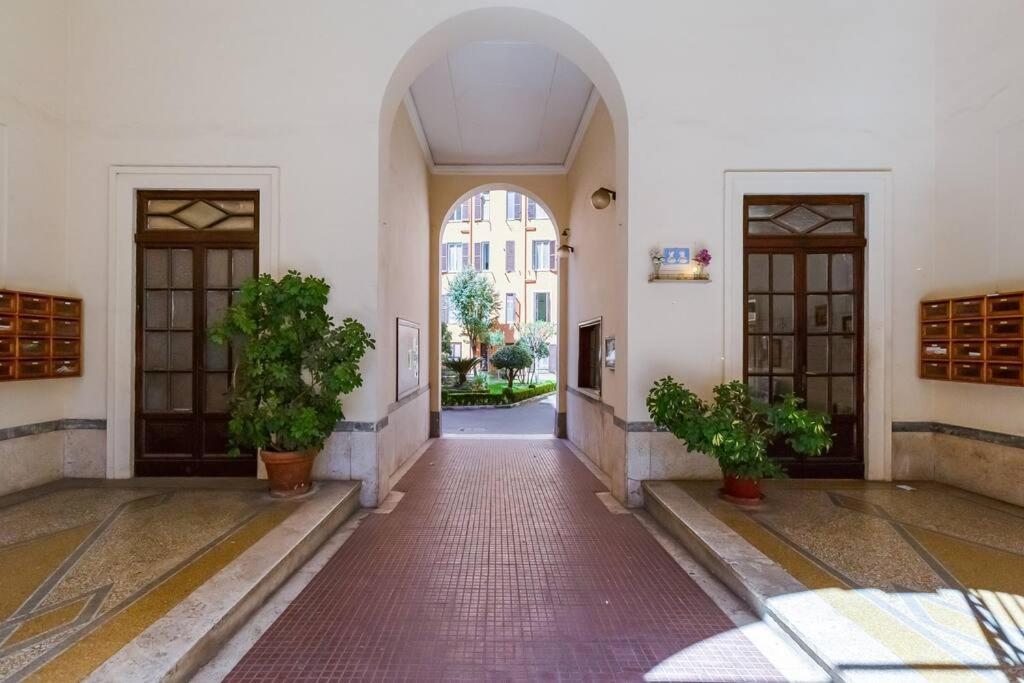 L&l Cozy 2-bdr In San Giovanni District Appartement