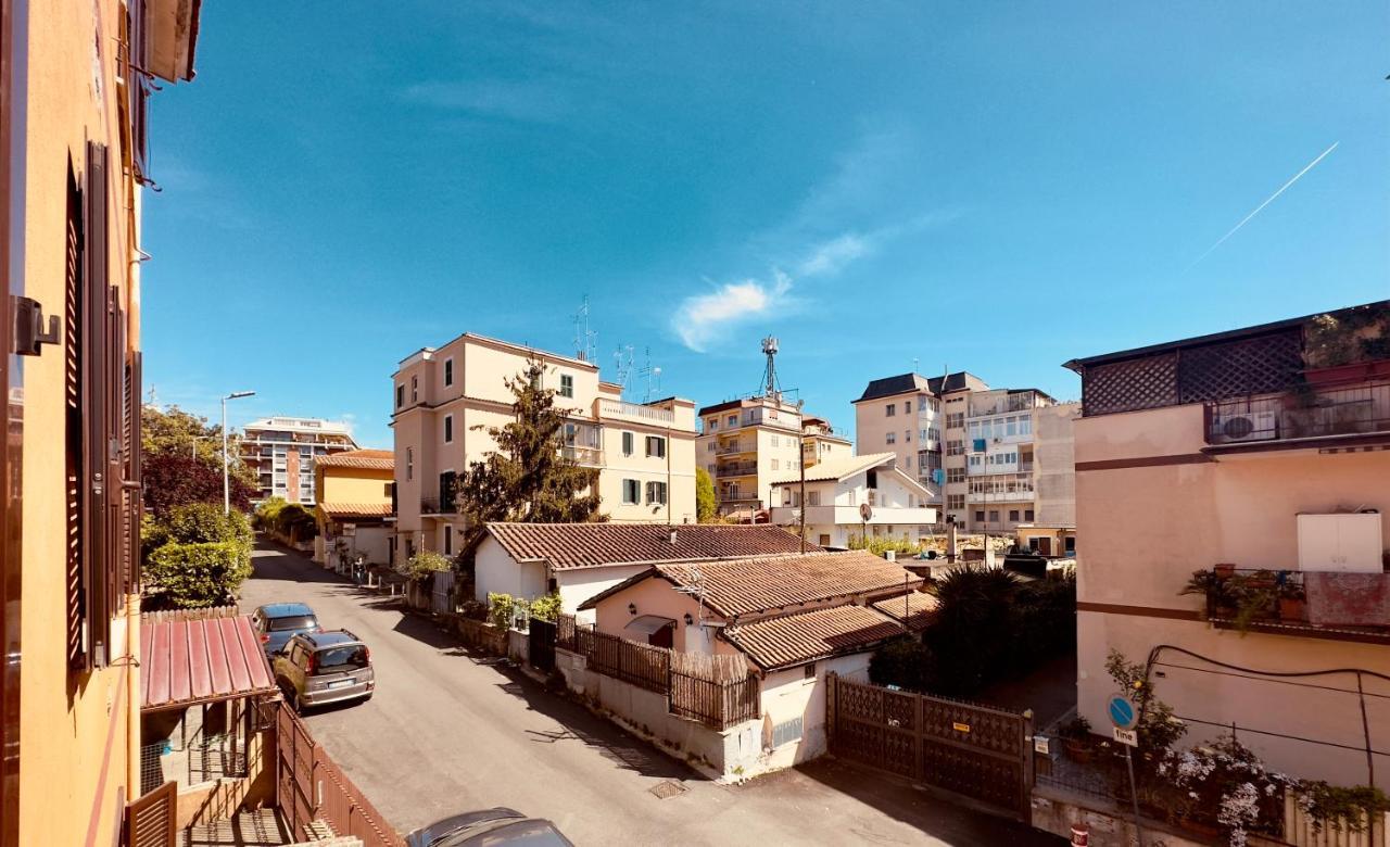Gemelli-san Pietro-trastevere-casa Con Posto Auto * Rome