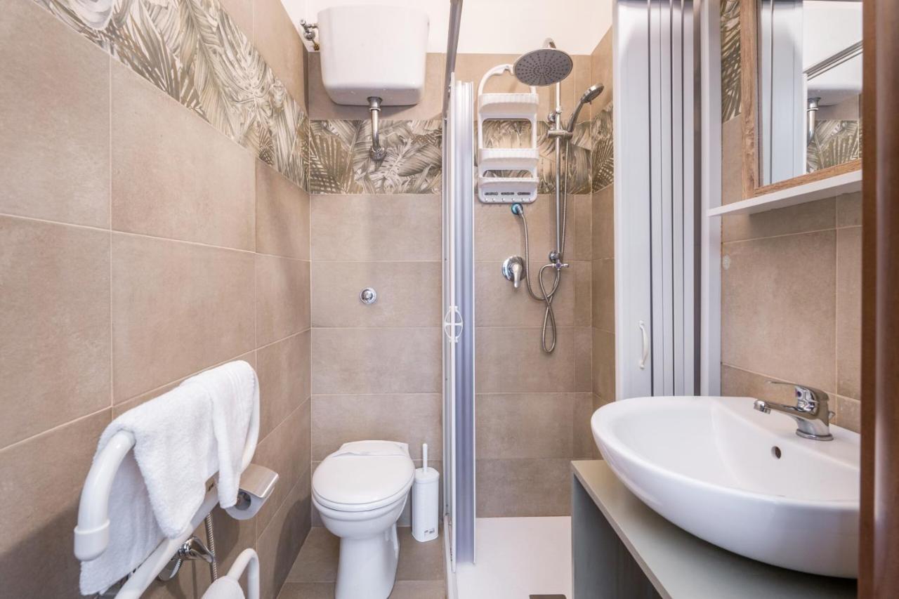 Guest house Piramide *
