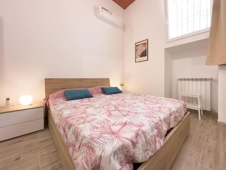 With Terrace In The Heart Of Pigneto Apartment