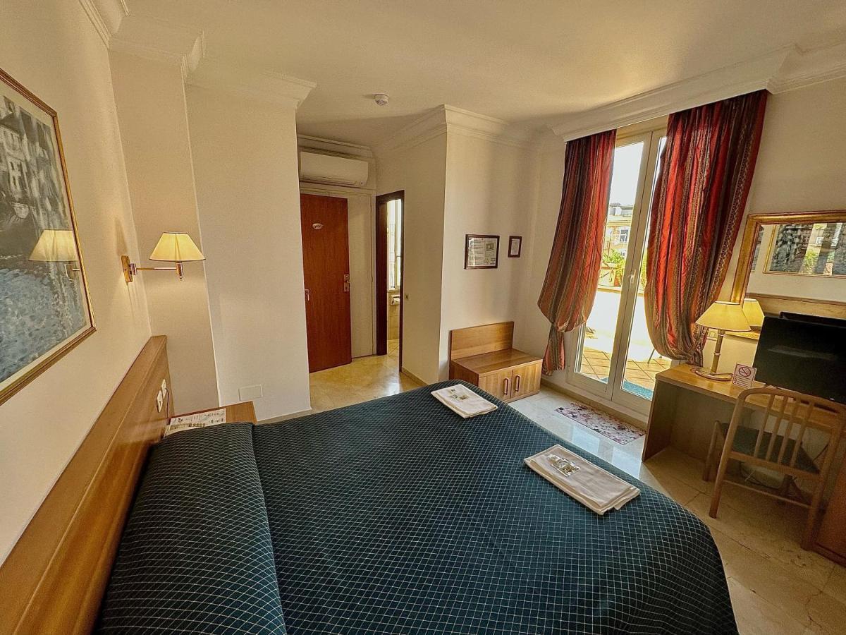 Principe Di Piemonte 3* Rome