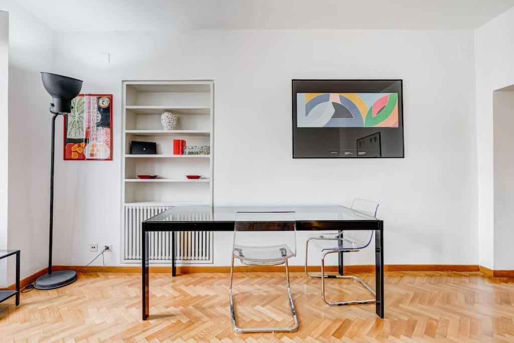 Appartement Luminous Few Steps From Piazza Navona Rome