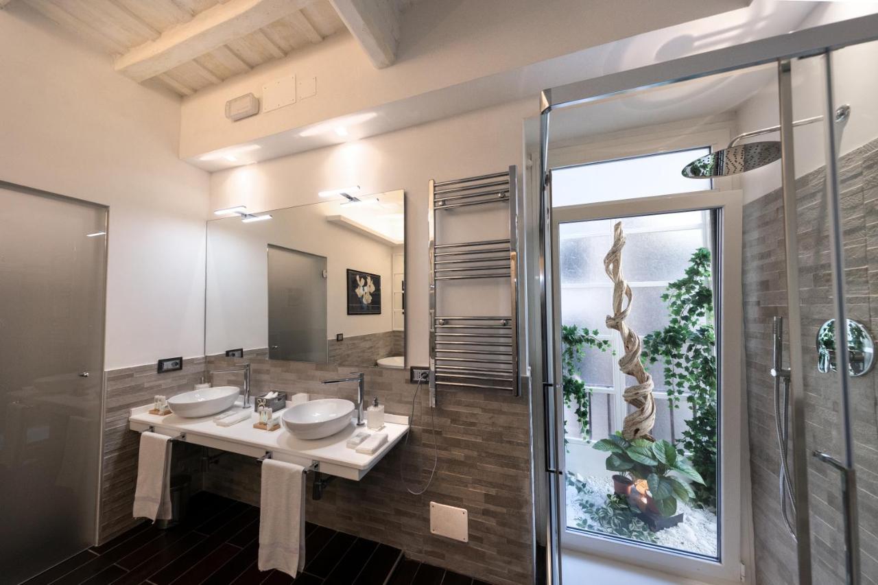 Barcaccia Luxury