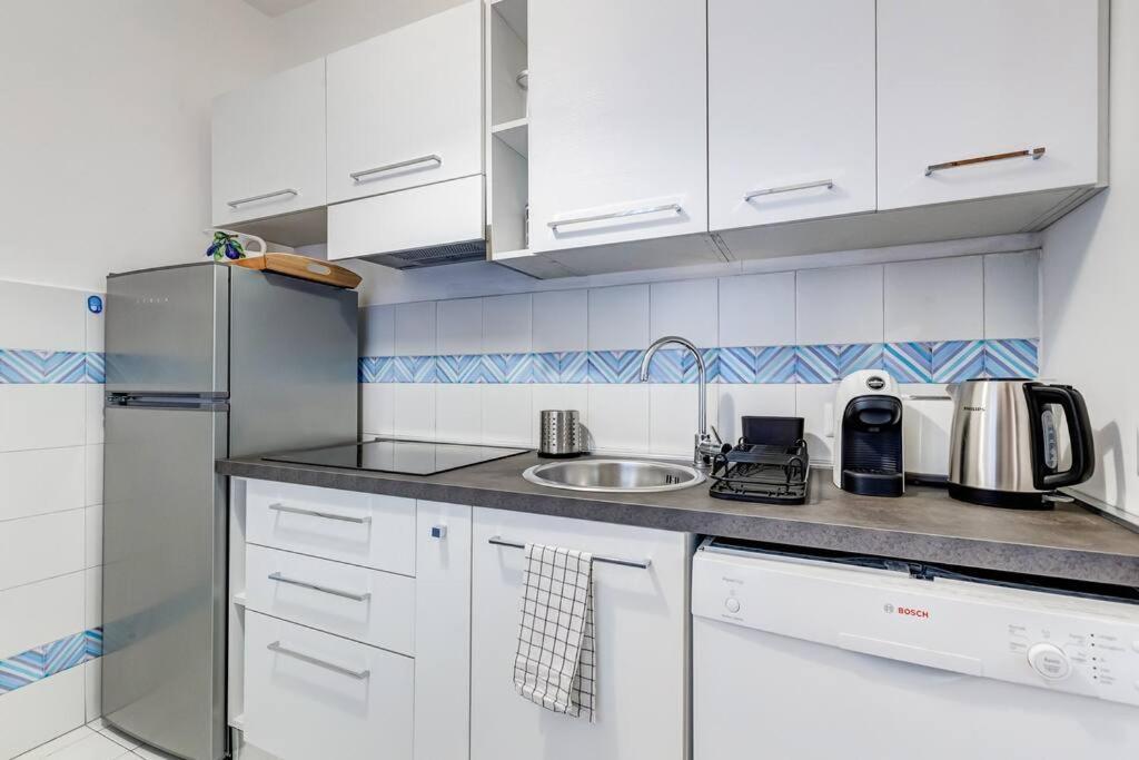 Appartement Luminous Few Steps From Piazza Navona Rome