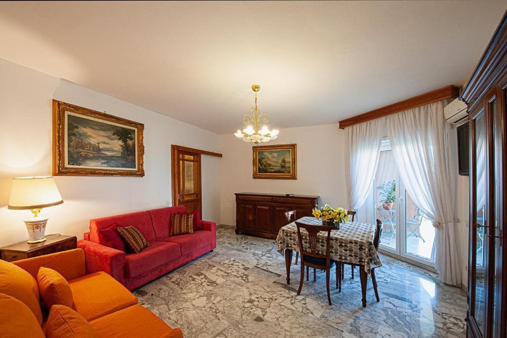 Naveen's House Casa Apartment Rome