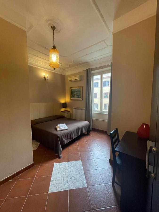 Santa Bibiana Couette-café Rome