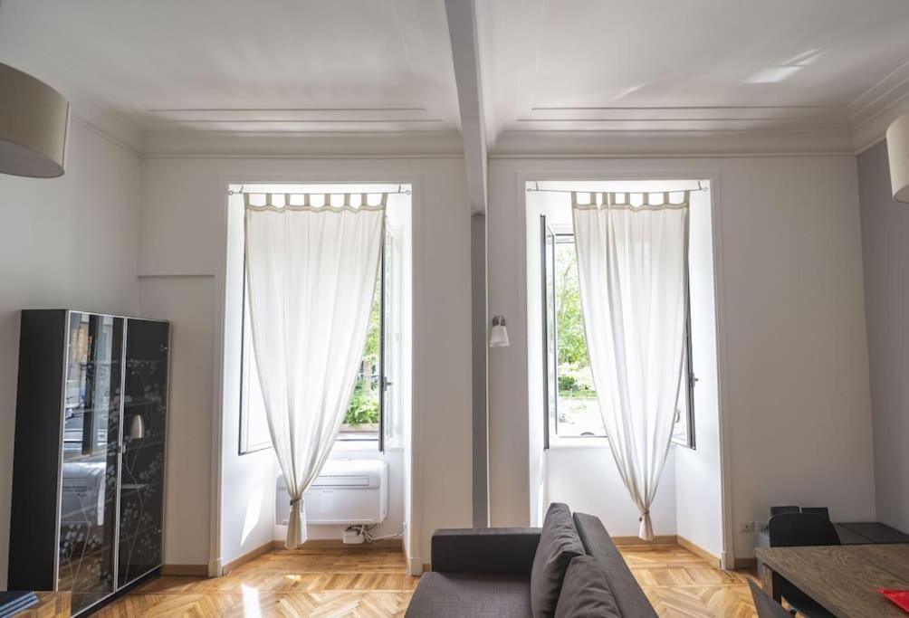 Lovely And New Near Termini Station Apartment Rome