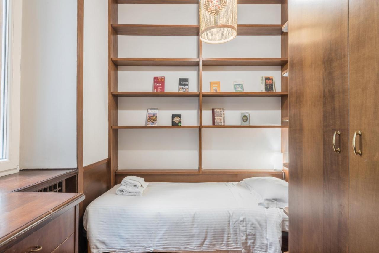 The Rent - Three-bedroom Near Borghese Rome