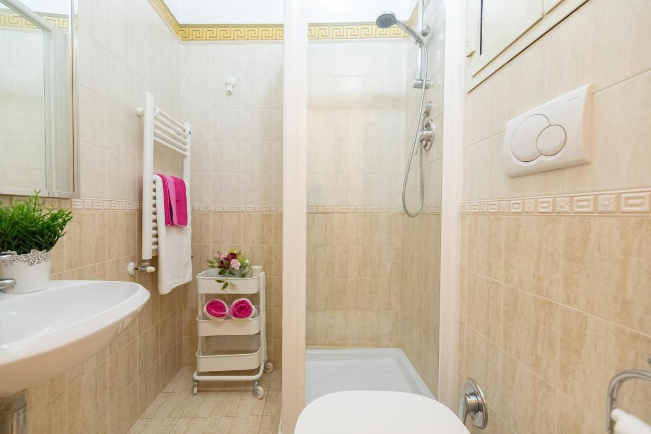 Cozy And Chic Near Campo De Fiori Apartamento