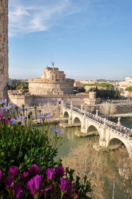 La Torre Di Castel Sant'angelo Apartment