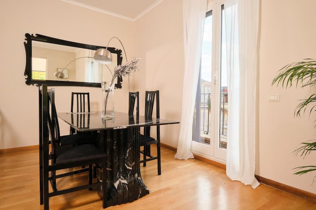 La Torre Di Castel Sant'angelo Apartment *