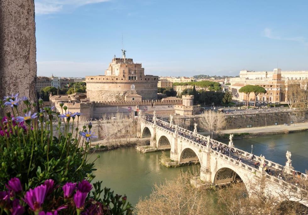 Apartment La Torre Di Castel Sant'angelo Rome