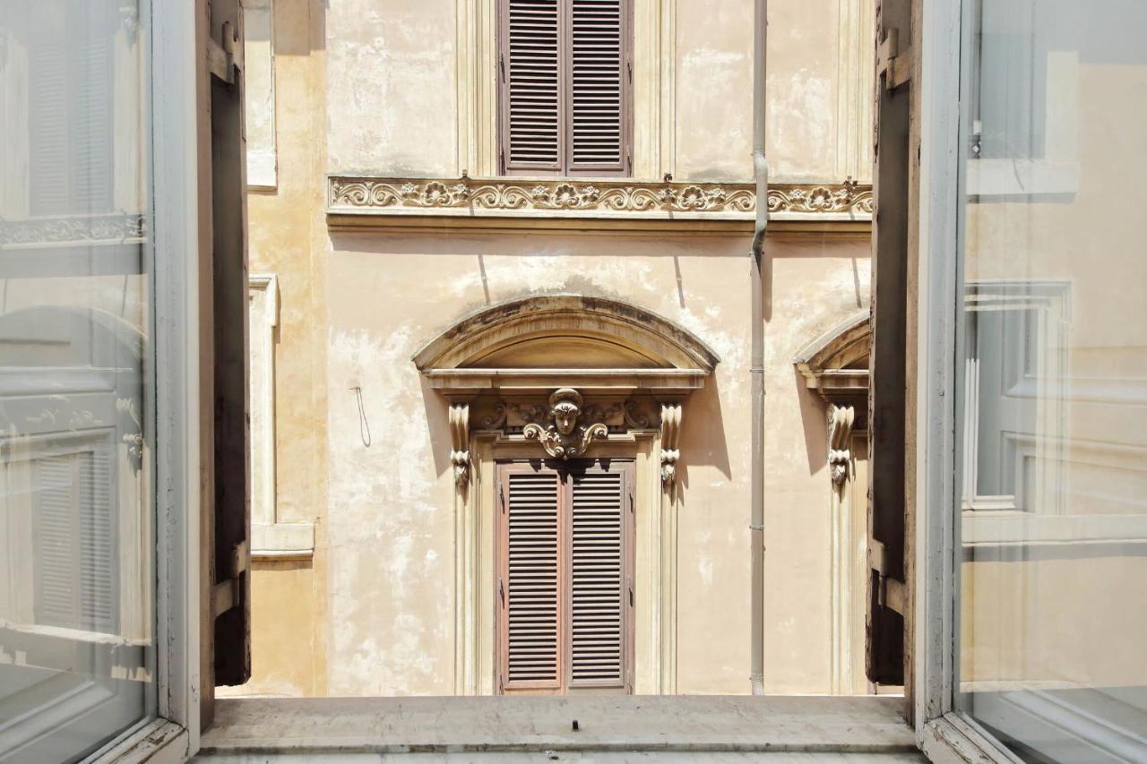Vittorio Emanuele By Halldis Apartamento Roma