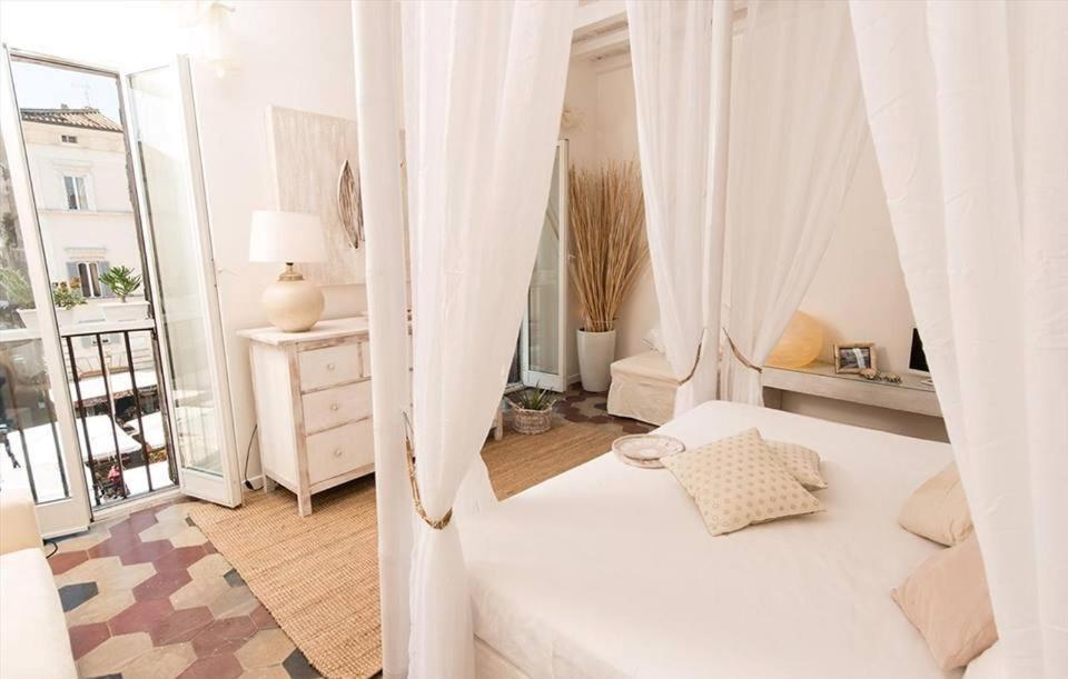 Campo With View And Balcony Rome