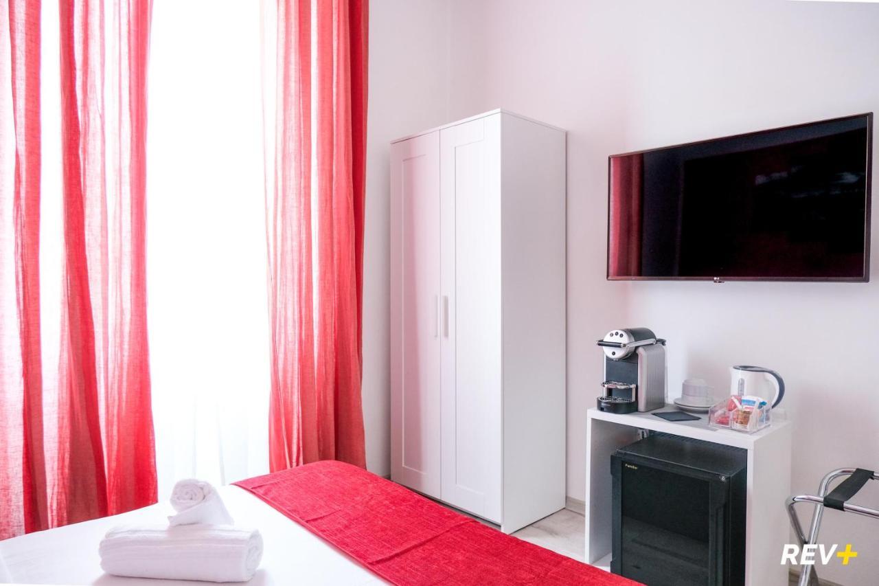Viale Giulio Cesare 2*