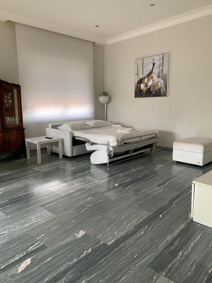Pacuvio Vatican House