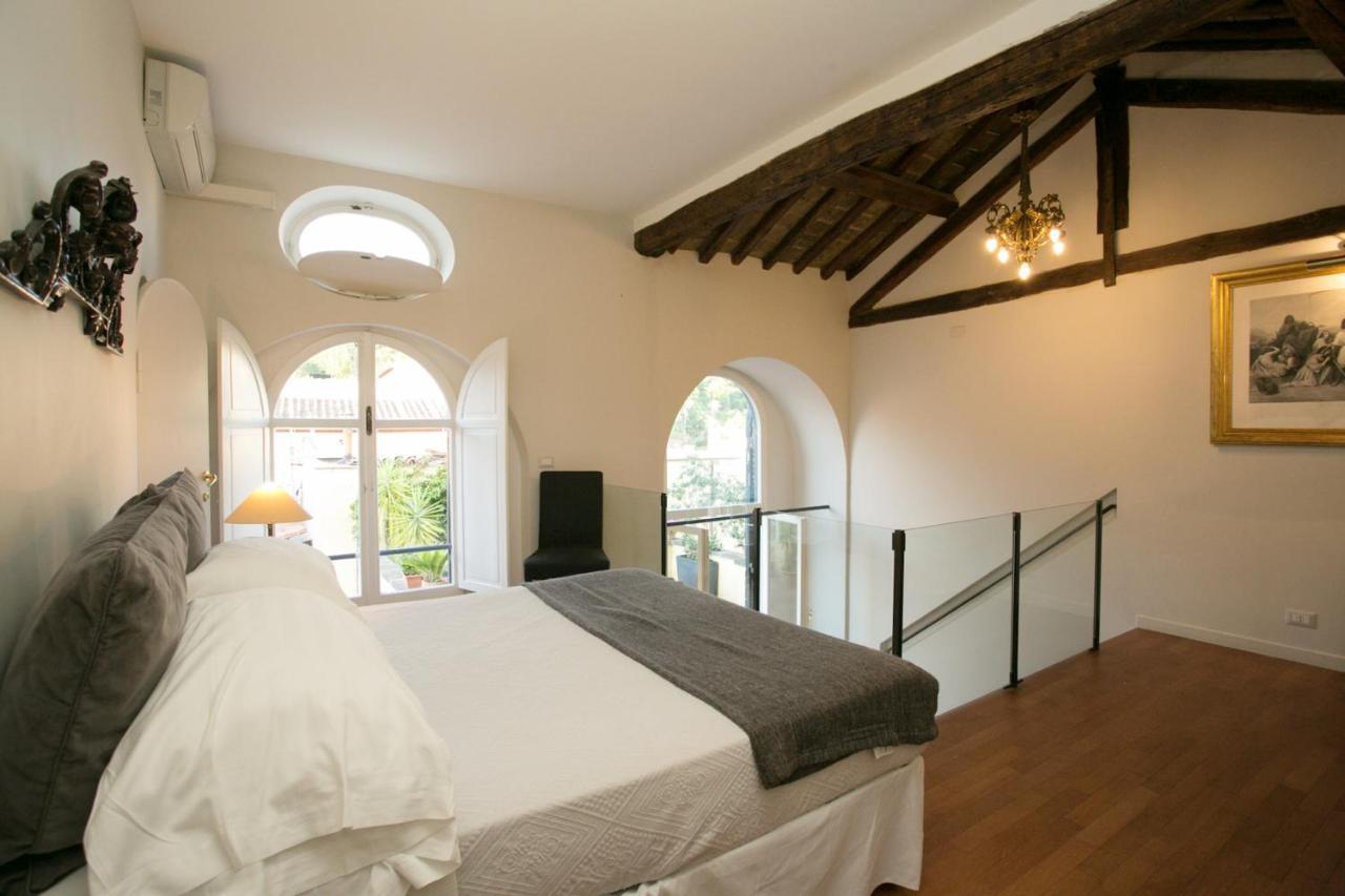 Apartamento Your Prestigious Penthouse At The Spanish Steps