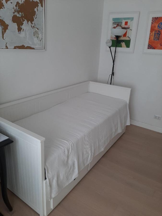 Accommodatie bij particulieren For Rent In Conca D'oro Near Subway Line B *