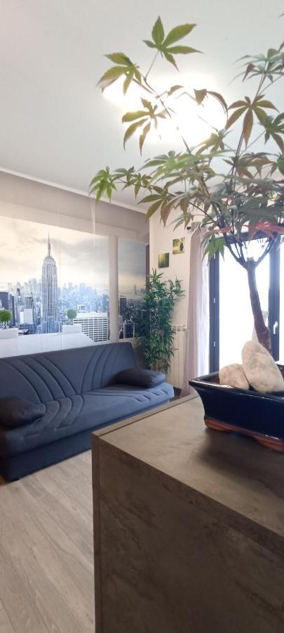 Apartment Greenhouse