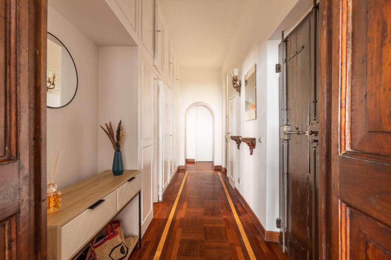 Campo De Fiori Large And Beautiful Appartement *