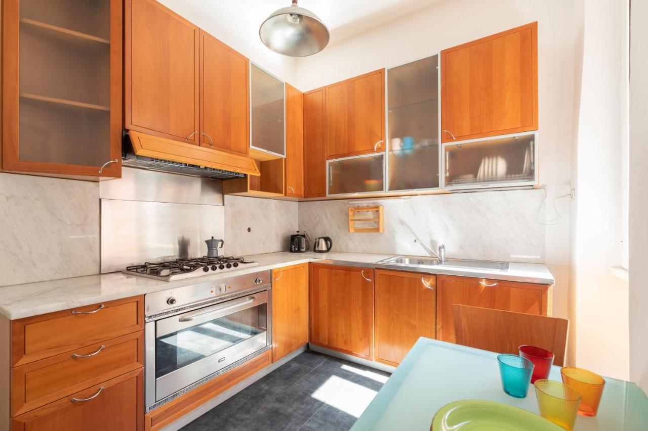 Campo De Fiori Large And Beautiful Appartement
