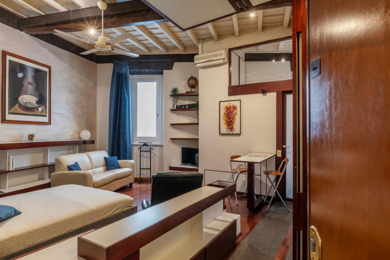 Piazza Navona Petite House Rome