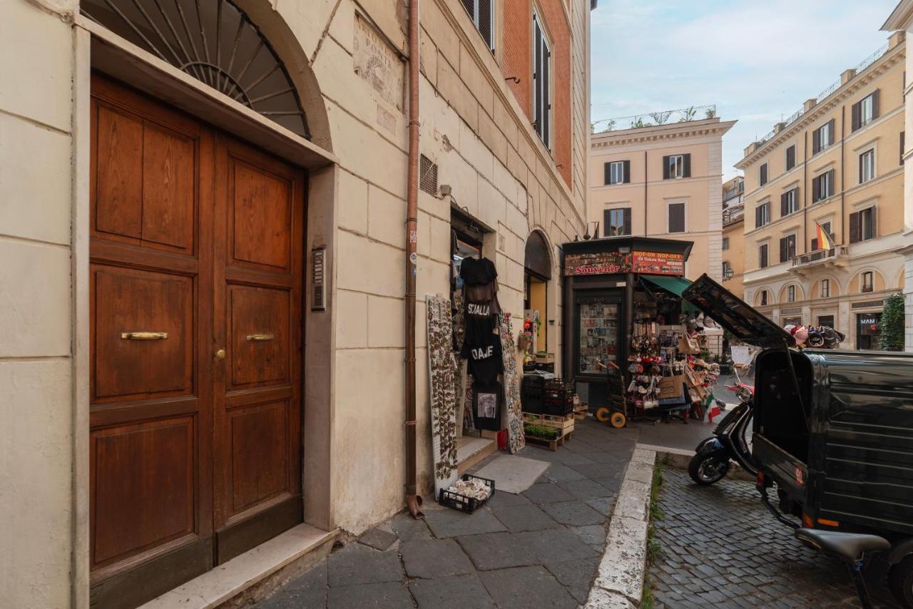 Piazza Navona Petite House Rome