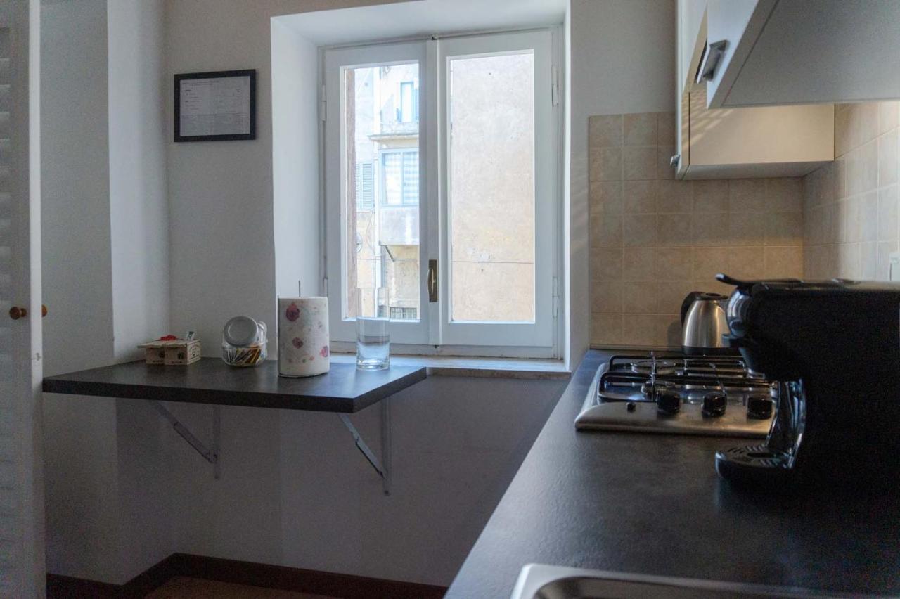 Cozy Flat Near Castel S. Angelo * Rome