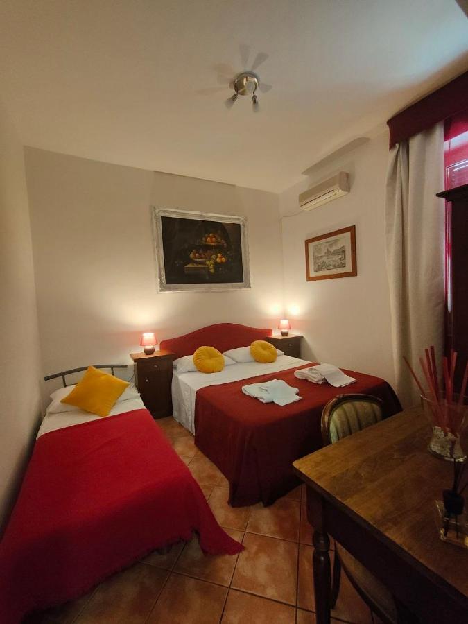 Appartamento Red Nine - Stazione Tiburtina *