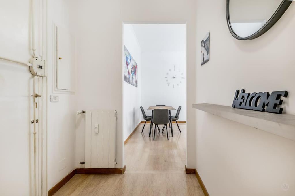 Tiburtina White House Rome