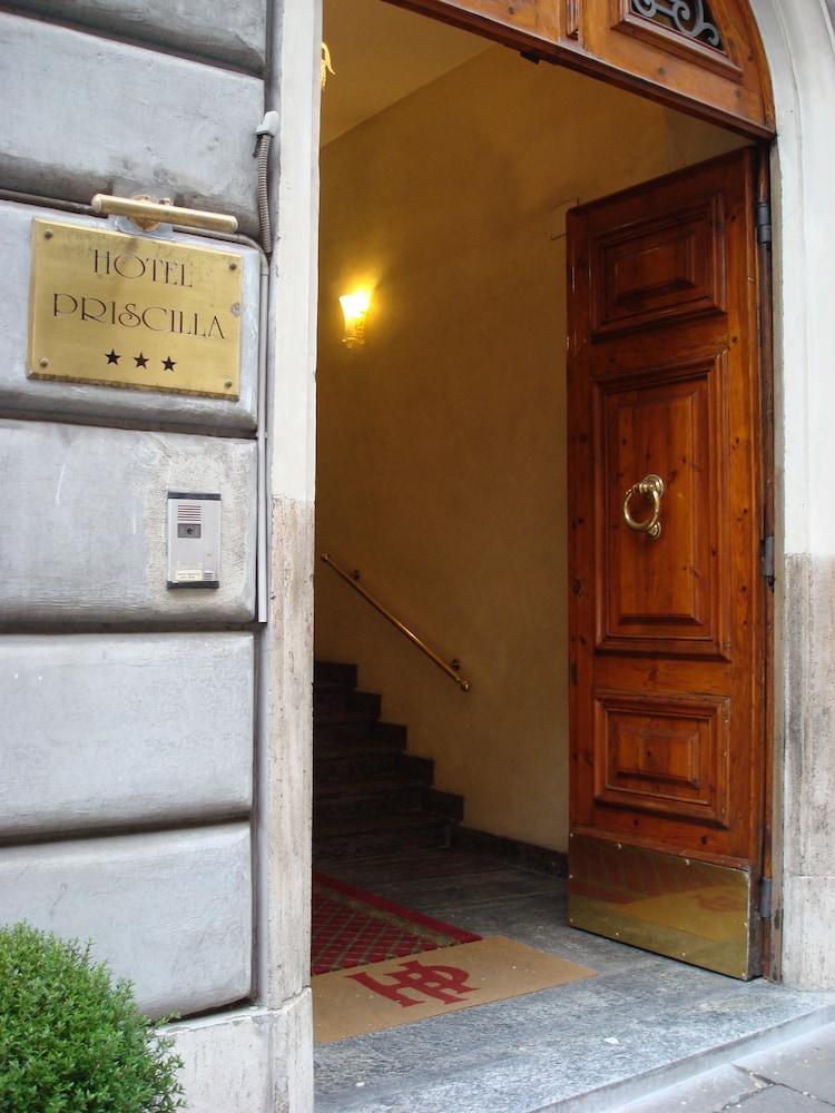 Hotel Priscilla