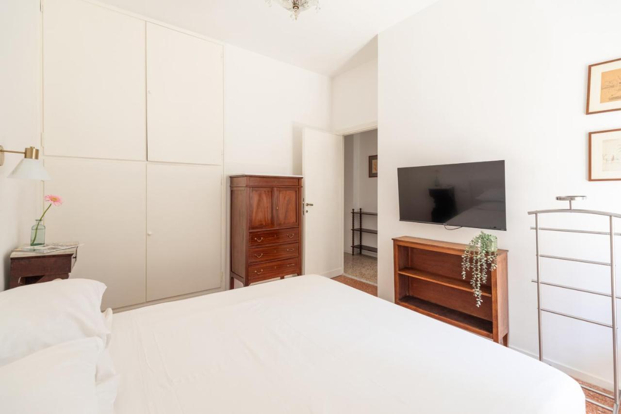 Bright And Spacious Family In Parioli Rome