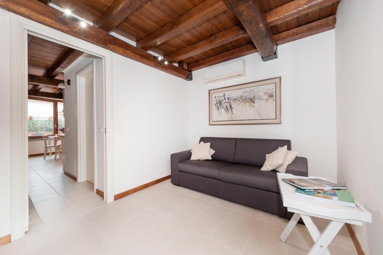 Apartment Charming Patio House In San Lorenzo *