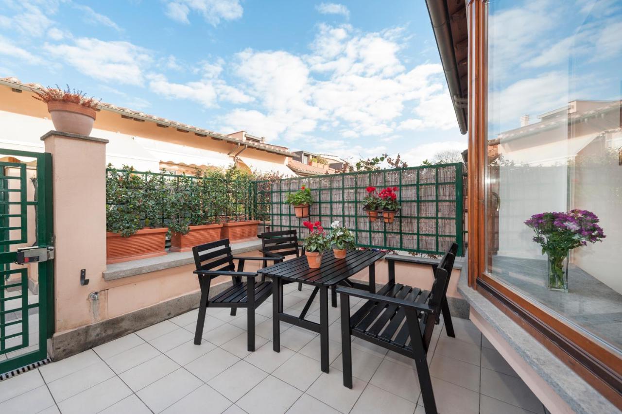 Apartment Charming Patio House In San Lorenzo