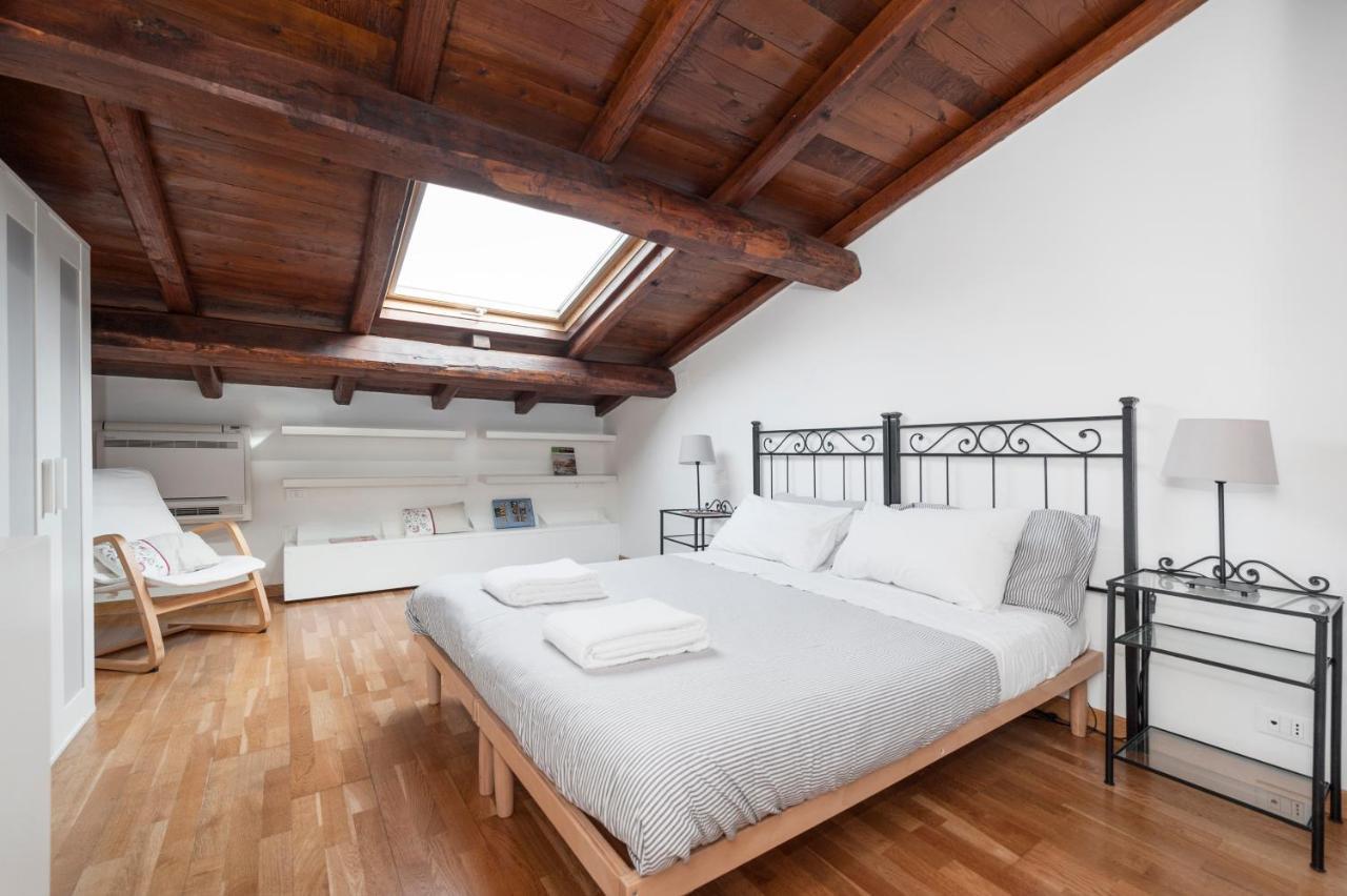 Charming Patio House In San Lorenzo