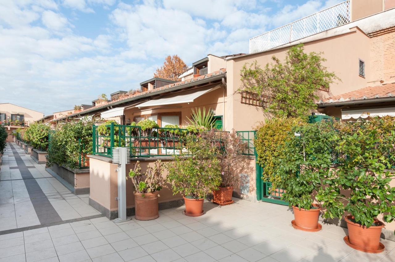 Apartment Charming Patio House In San Lorenzo *