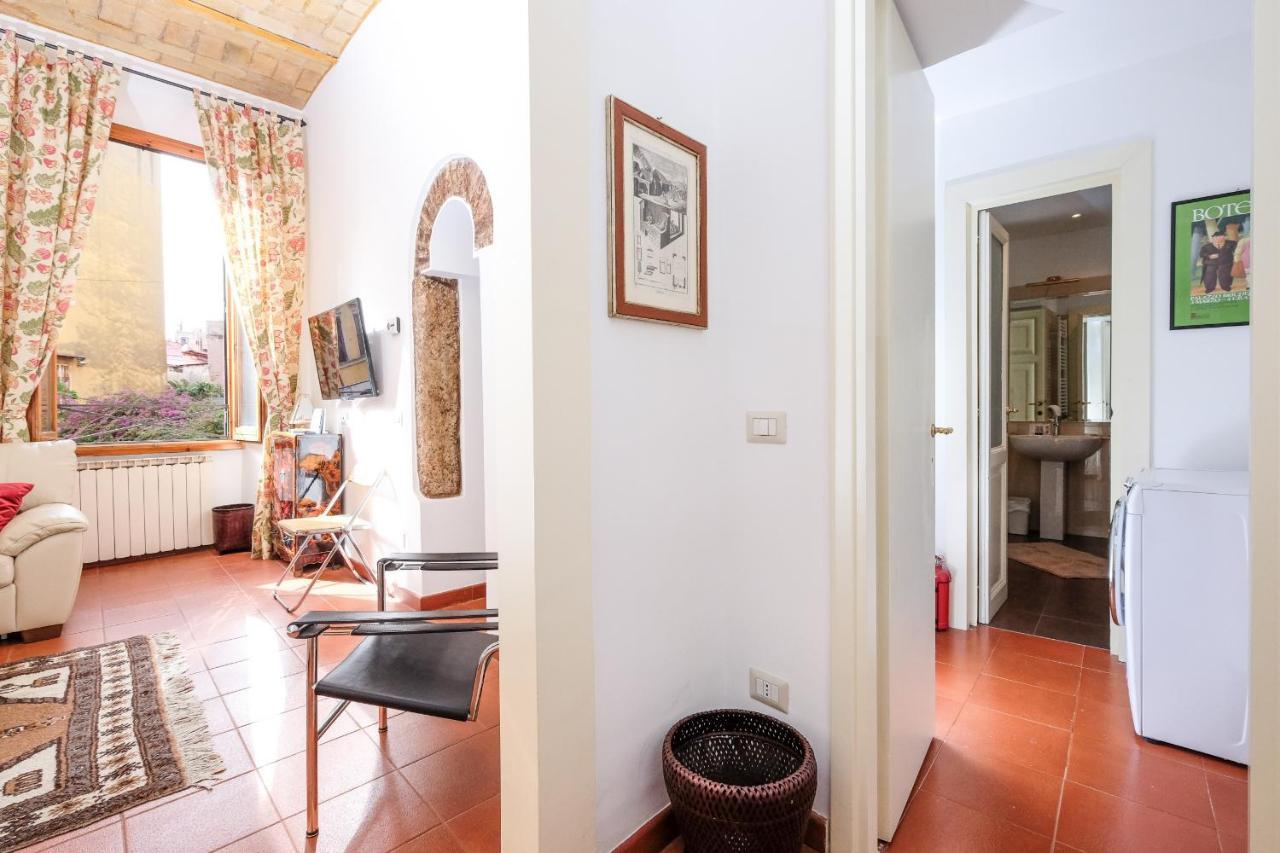 Appartamento Trastevere Charming Retreat On Cobblestone Street