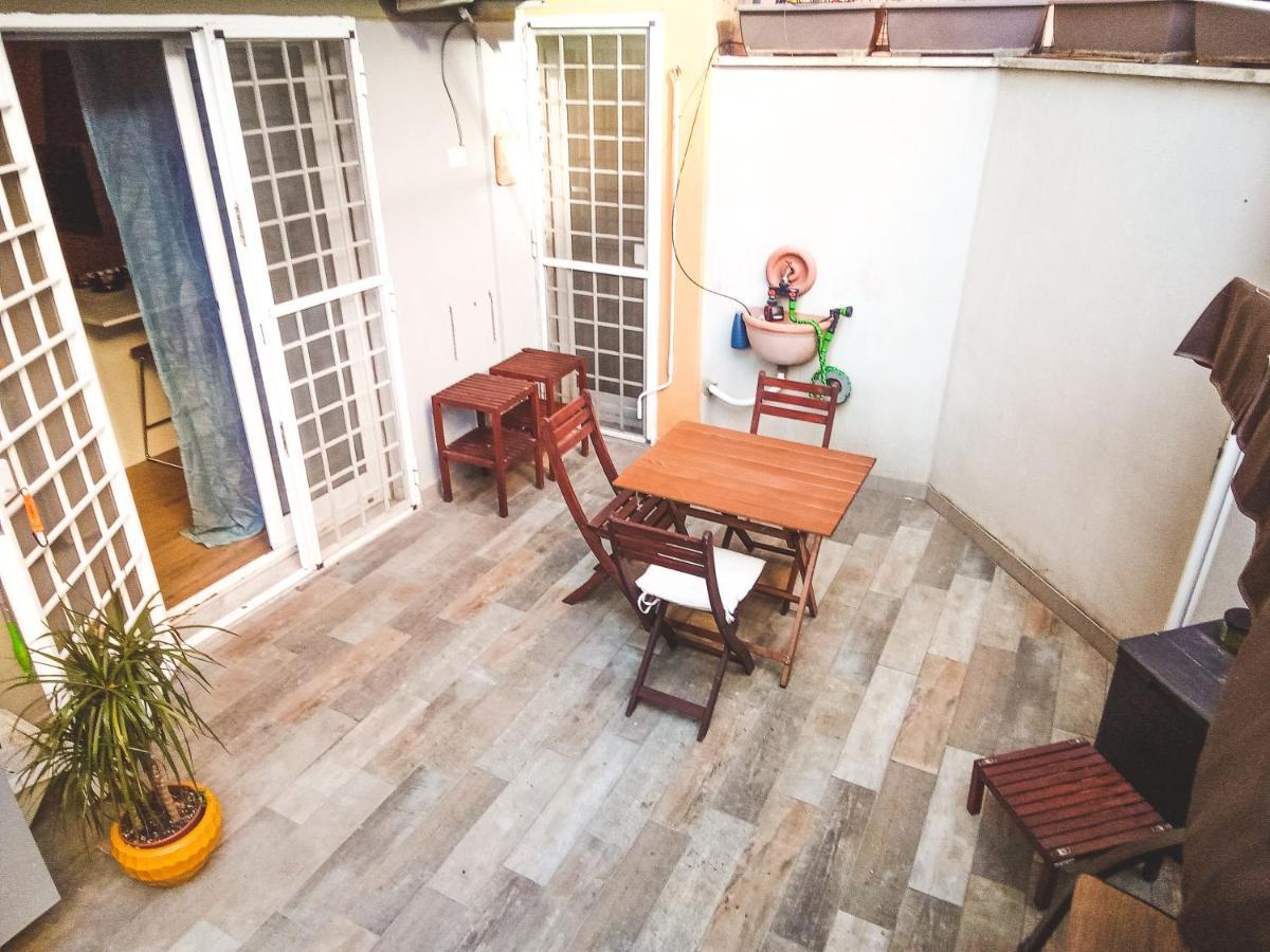 Cozy Flat With Terrace At Trastevere Train Station Appartement *